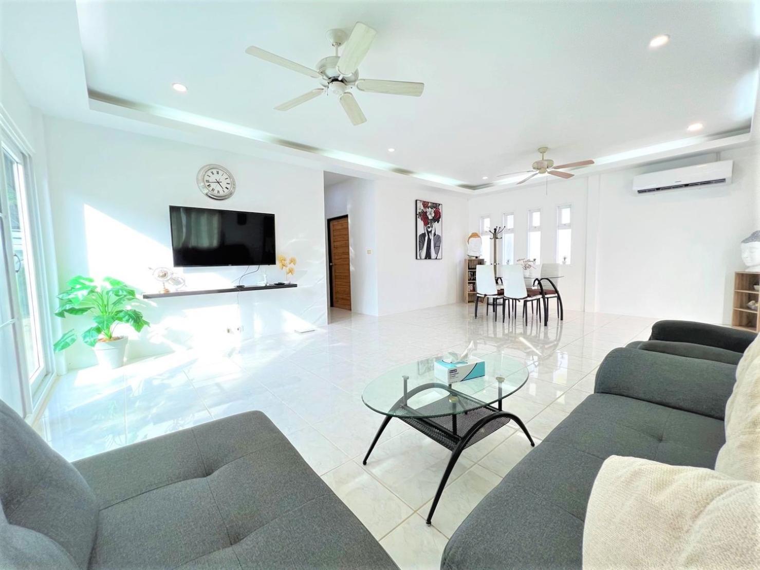 Jasmine Pool Villa In Nai Harn Rawai Exterior photo