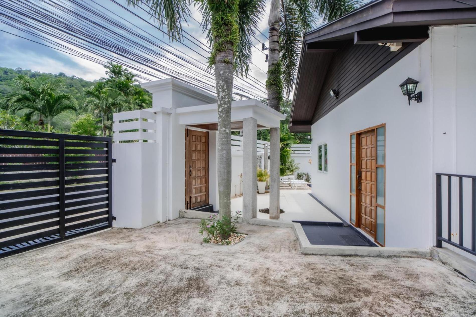 Jasmine Pool Villa In Nai Harn Rawai Exterior photo